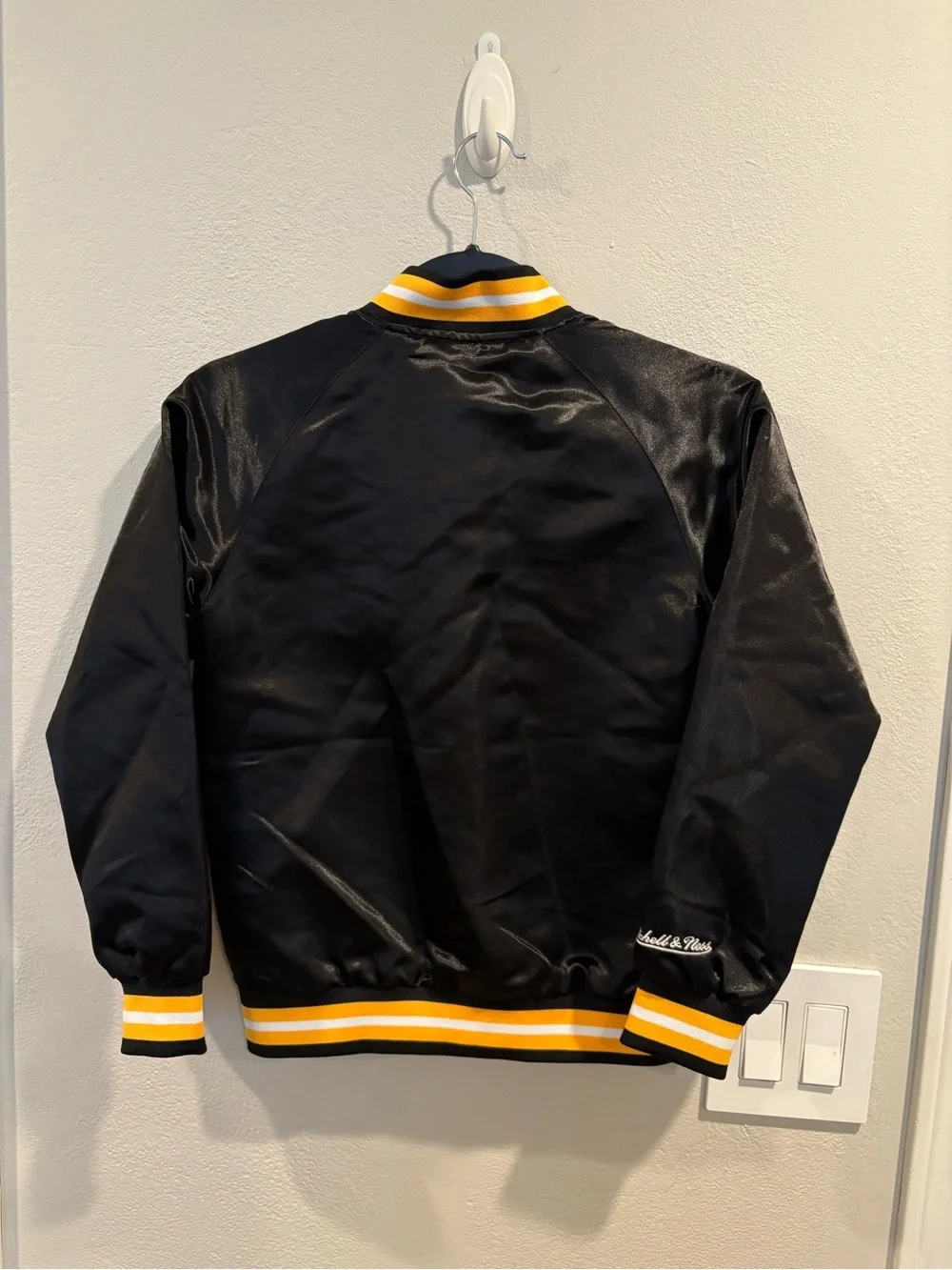 Mitchell & Ness brand new